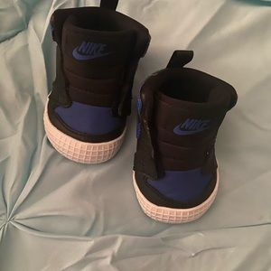 Brand new 1c Nike shoes
